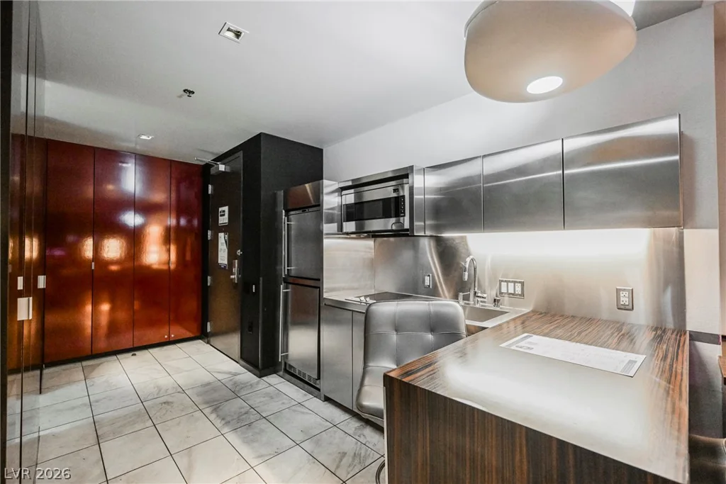 4381 Flamingo, Las Vegas, NV 89103