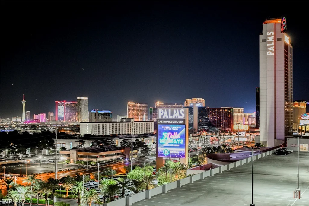 4381 Flamingo, Las Vegas, NV 89103