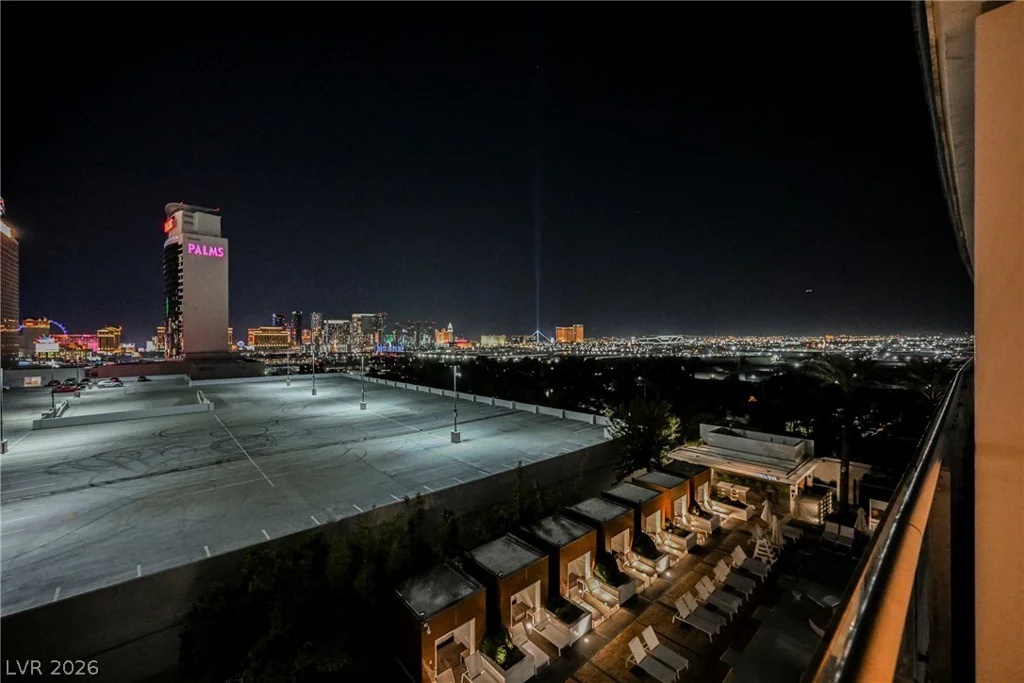 4381 Flamingo, Las Vegas, NV 89103