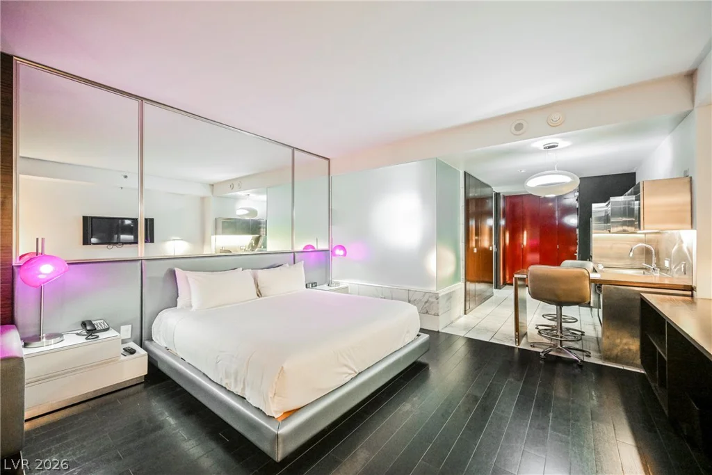 4381 Flamingo, Las Vegas, NV 89103