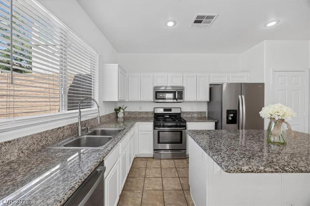 3799 Honey Ridge, Las Vegas, NV 89135