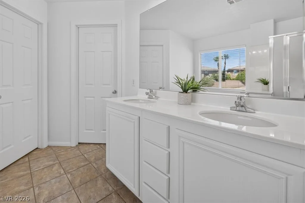 3799 Honey Ridge, Las Vegas, NV 89135