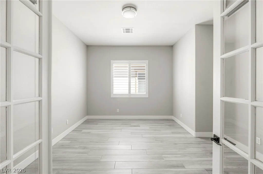 10086 Goff Grove, Las Vegas, NV 89183