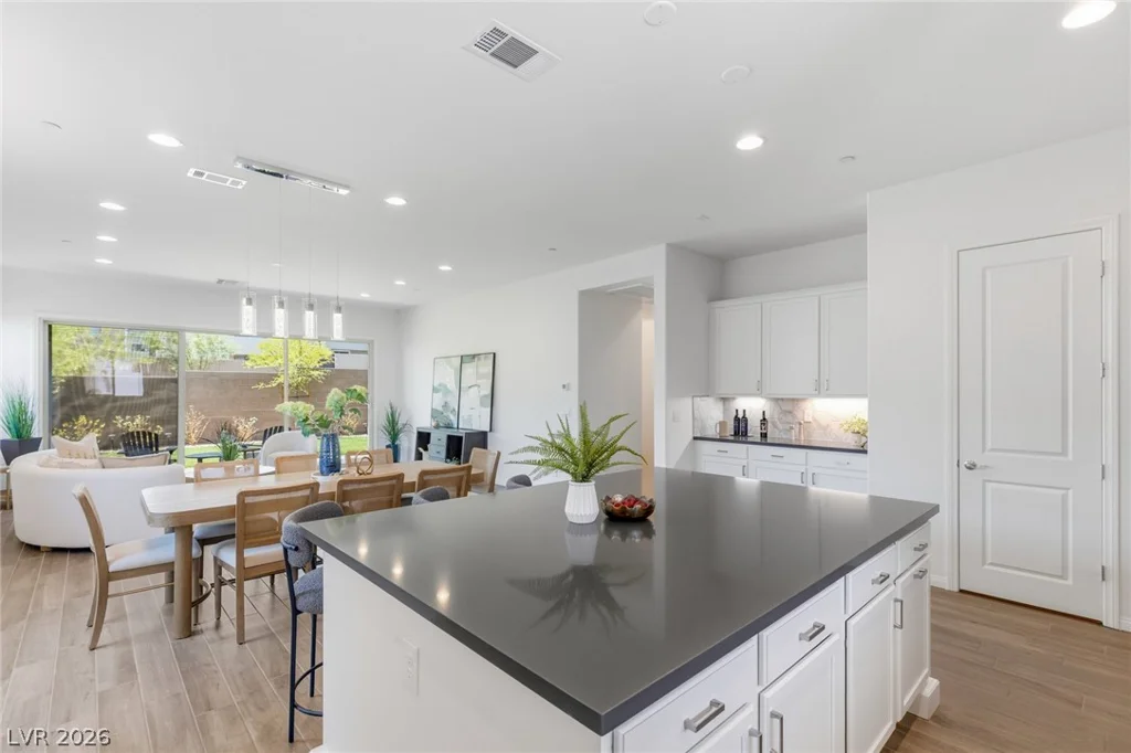 11605 Falcon Gorge, Las Vegas, NV 89138