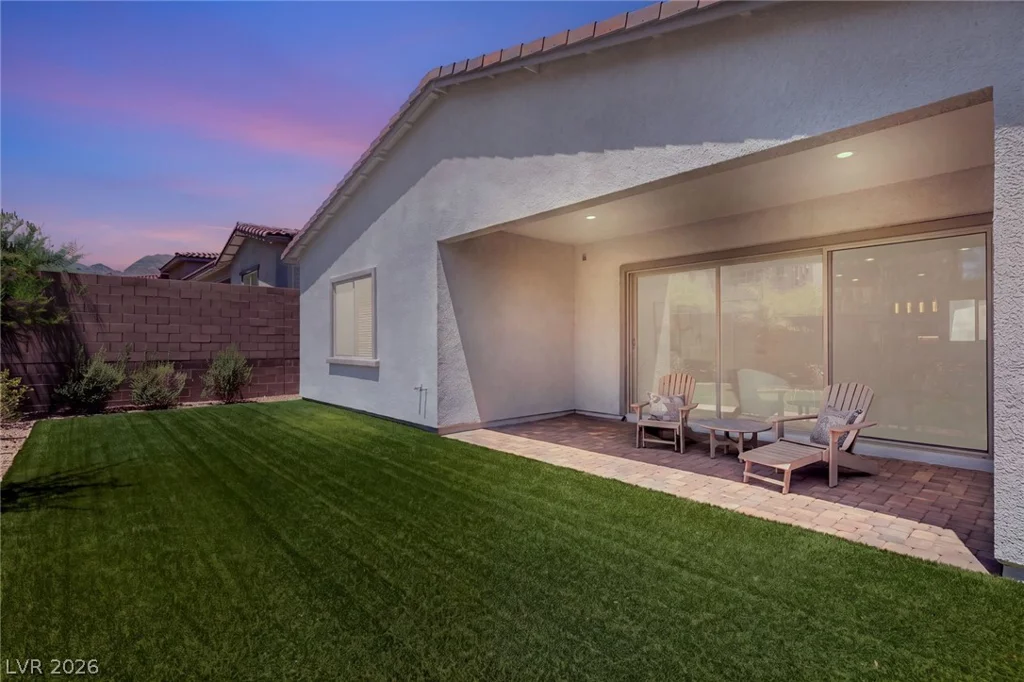 11605 Falcon Gorge, Las Vegas, NV 89138