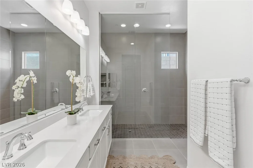 11605 Falcon Gorge, Las Vegas, NV 89138