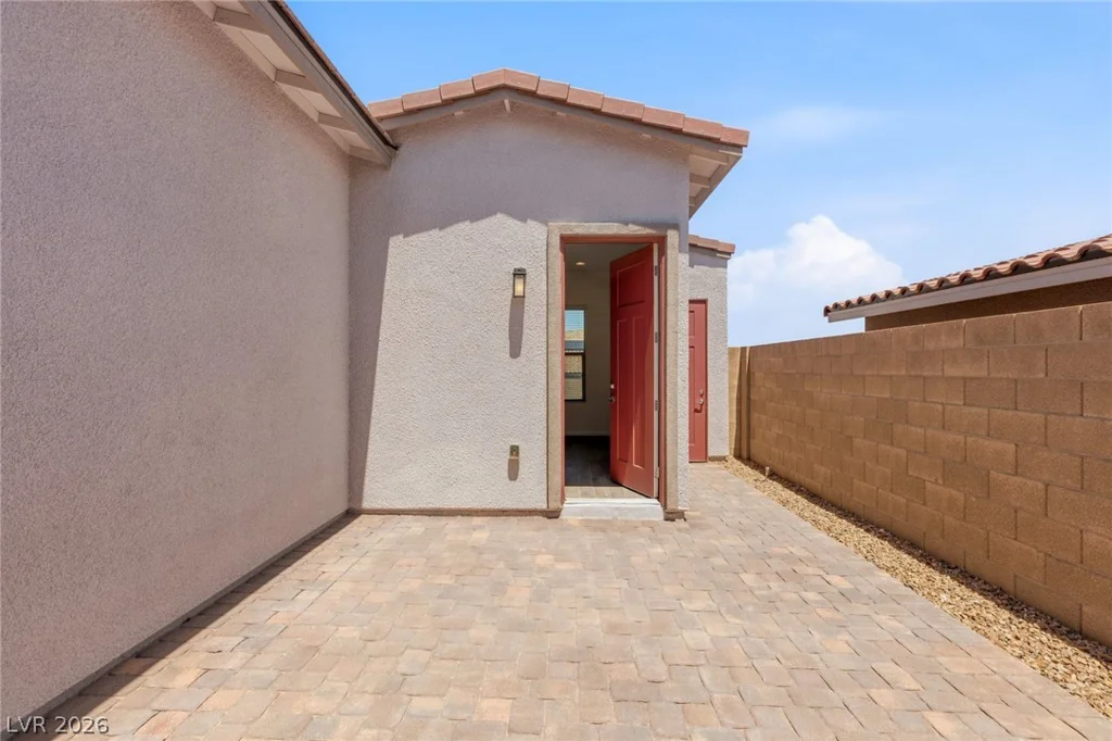 11605 Falcon Gorge, Las Vegas, NV 89138
