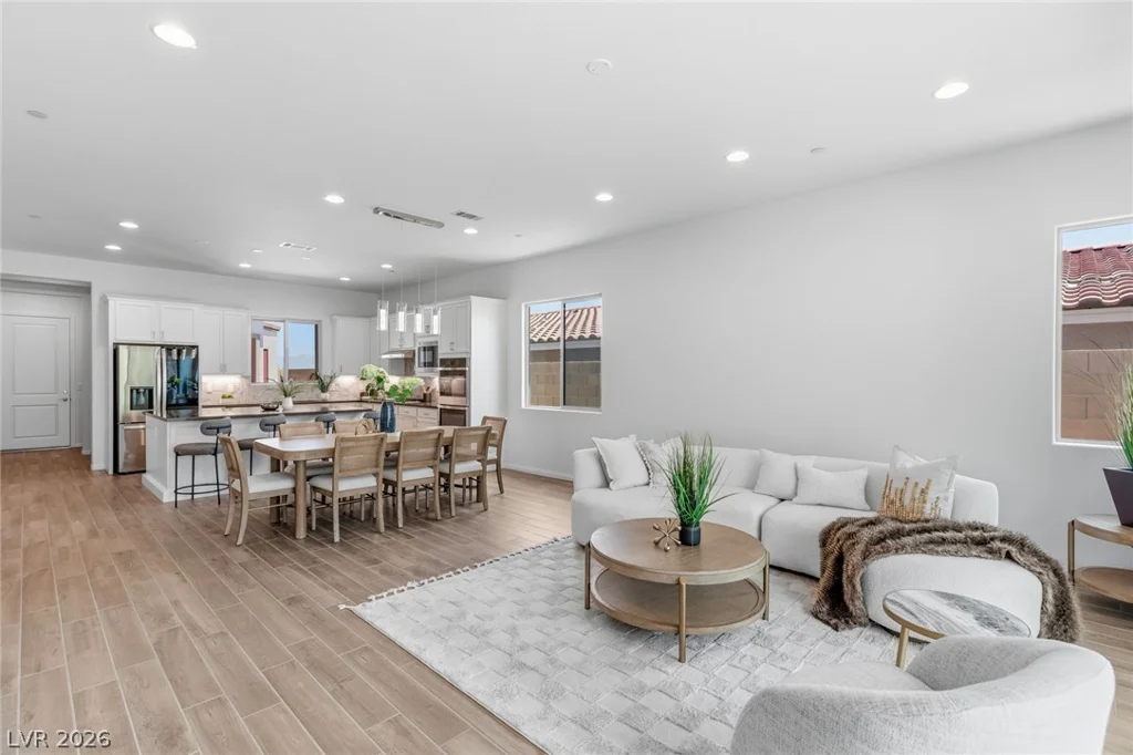 11605 Falcon Gorge, Las Vegas, NV 89138