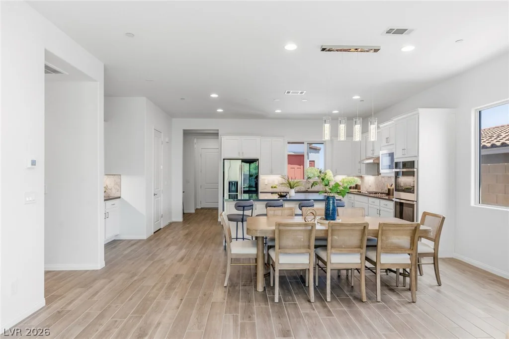 11605 Falcon Gorge, Las Vegas, NV 89138