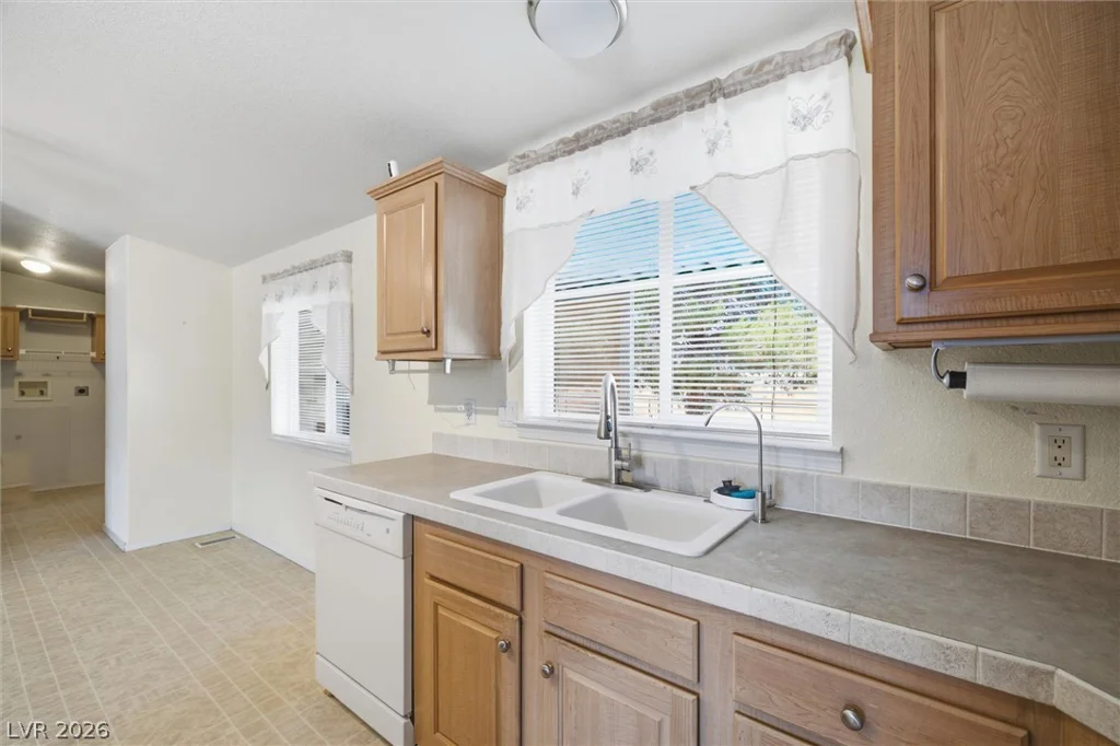4300 Emma, Pahrump, NV 89048