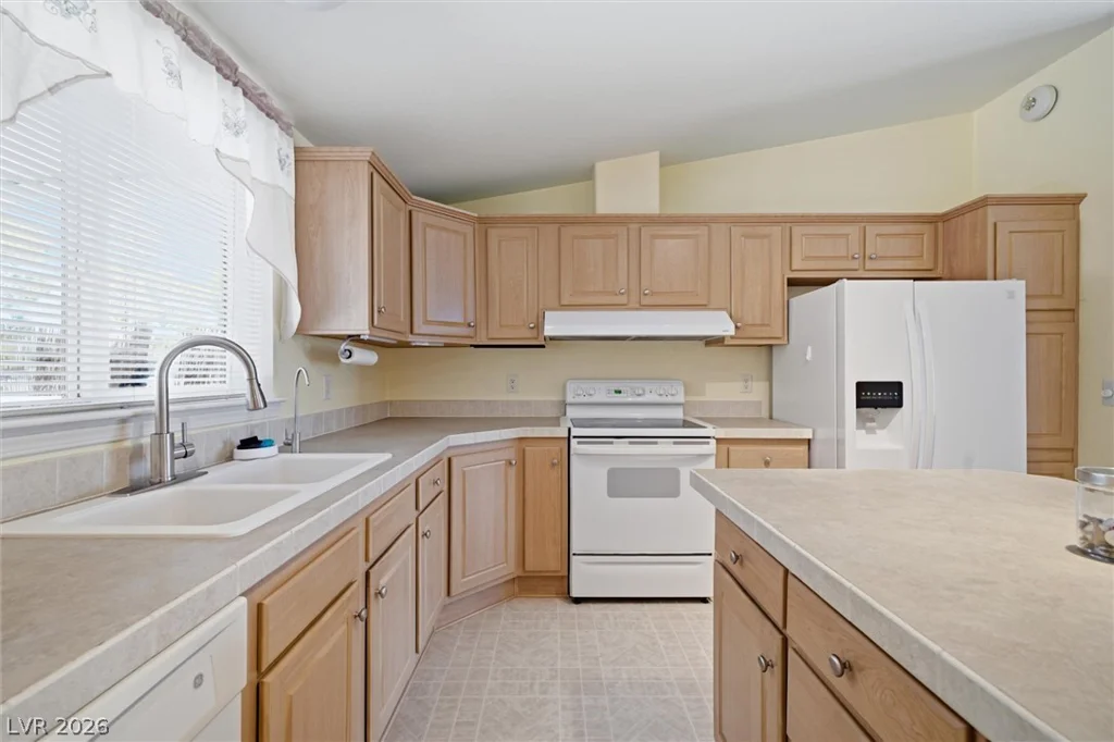 4300 Emma, Pahrump, NV 89048