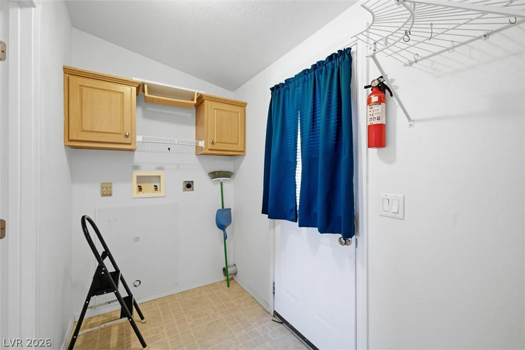 4300 Emma, Pahrump, NV 89048