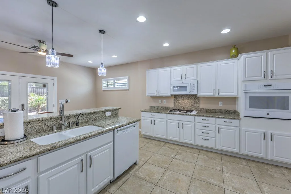 2318 Black River Falls, Henderson, NV 89044