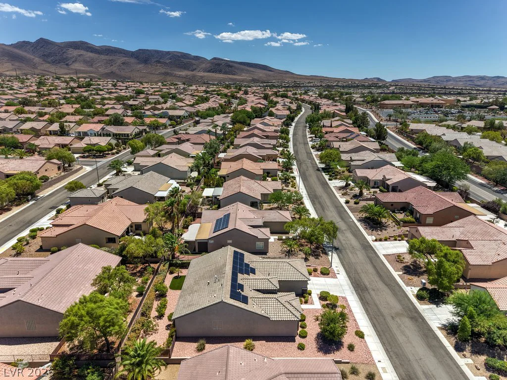 2318 Black River Falls, Henderson, NV 89044
