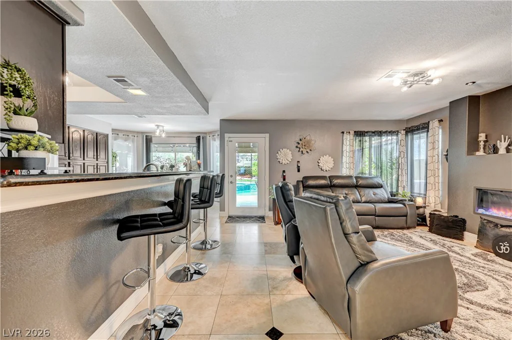 2109 Marble Gorge, Las Vegas, NV 89117