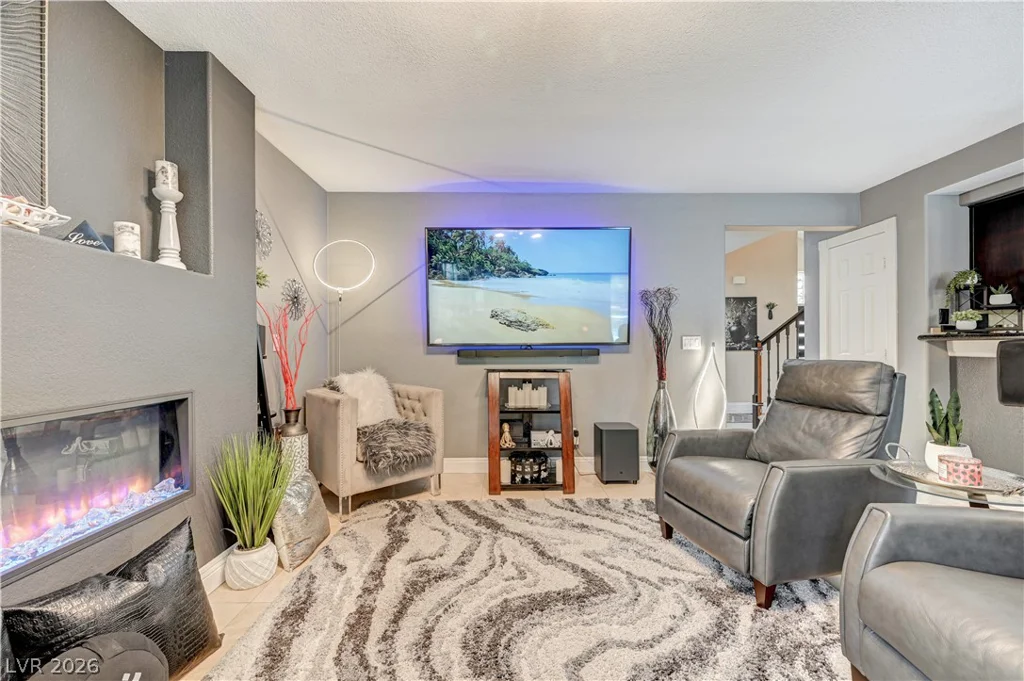 2109 Marble Gorge, Las Vegas, NV 89117