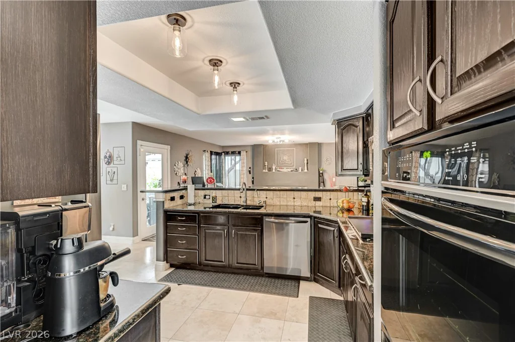 2109 Marble Gorge, Las Vegas, NV 89117