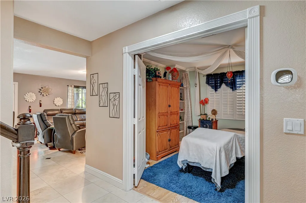 2109 Marble Gorge, Las Vegas, NV 89117