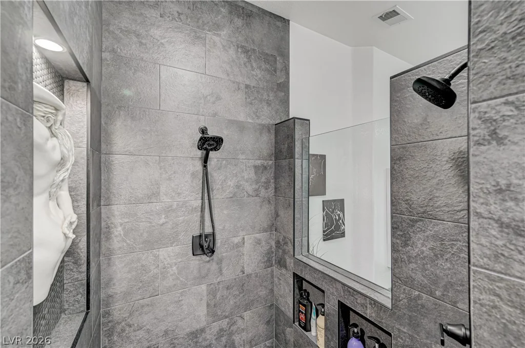2109 Marble Gorge, Las Vegas, NV 89117