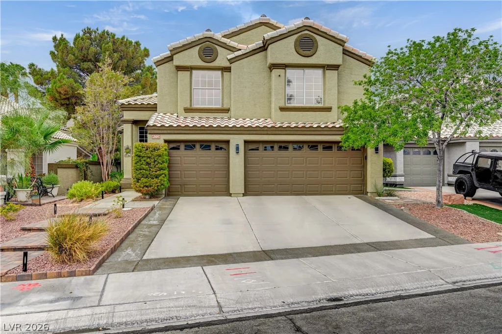 2109 Marble Gorge, Las Vegas, NV 89117