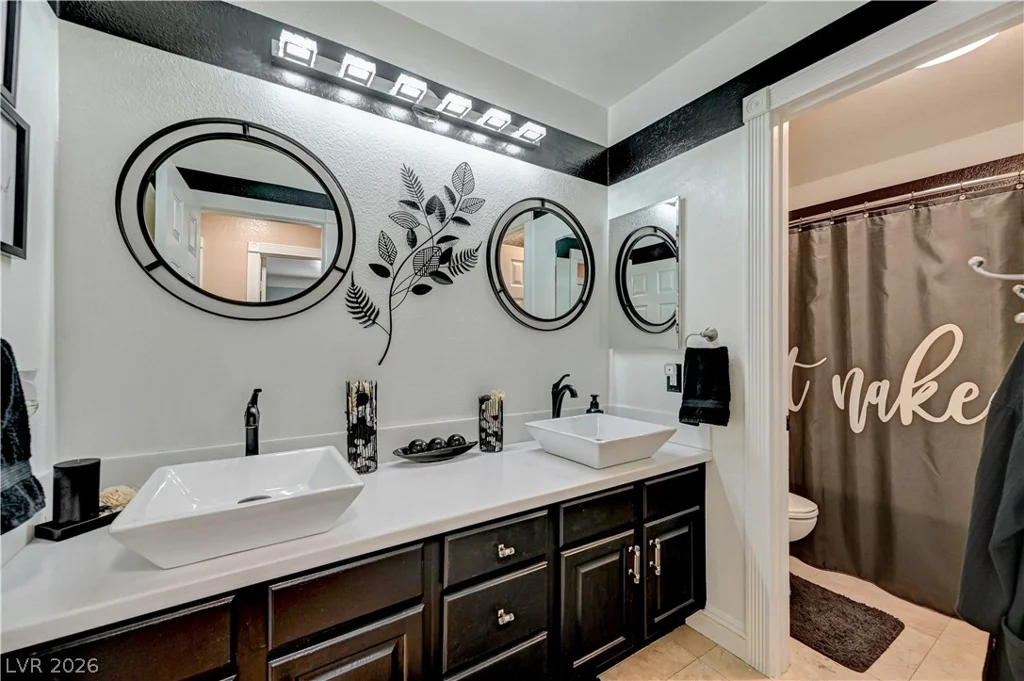 2109 Marble Gorge, Las Vegas, NV 89117