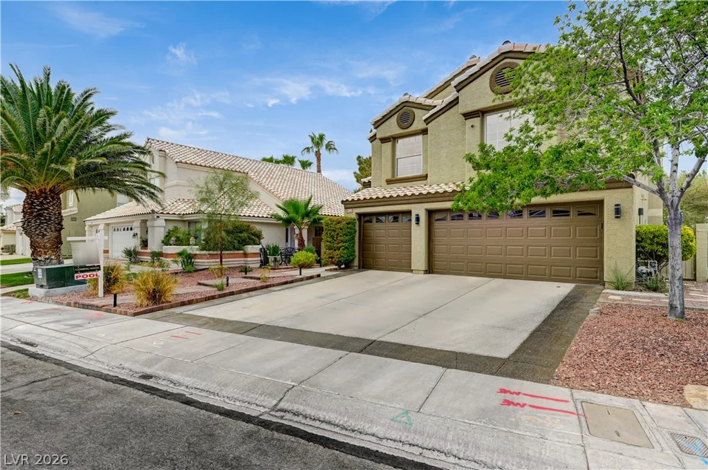 2109 Marble Gorge, Las Vegas, NV 89117