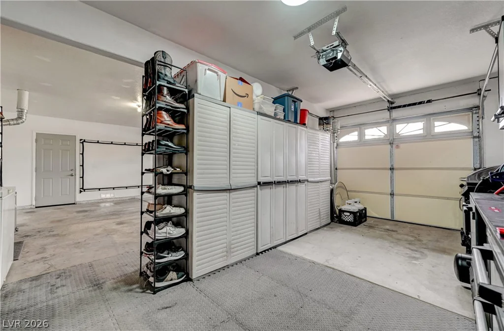 2109 Marble Gorge, Las Vegas, NV 89117