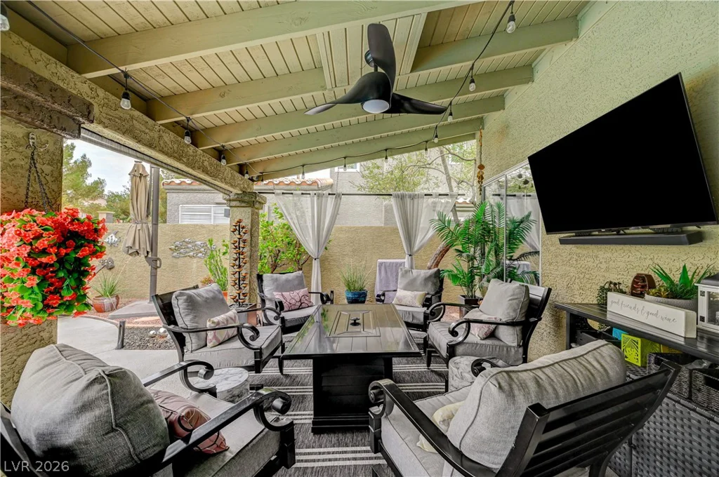 2109 Marble Gorge, Las Vegas, NV 89117