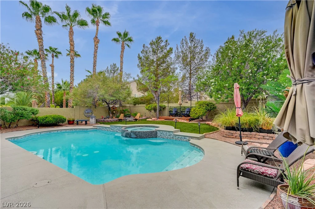 2109 Marble Gorge, Las Vegas, NV 89117