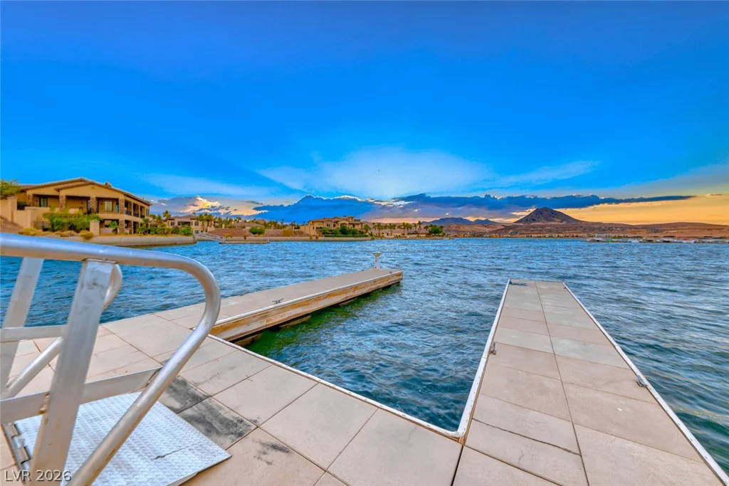 17 Via Del Garda, Henderson, NV 89011