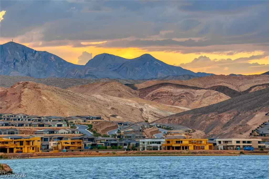 17 Via Del Garda, Henderson, NV 89011