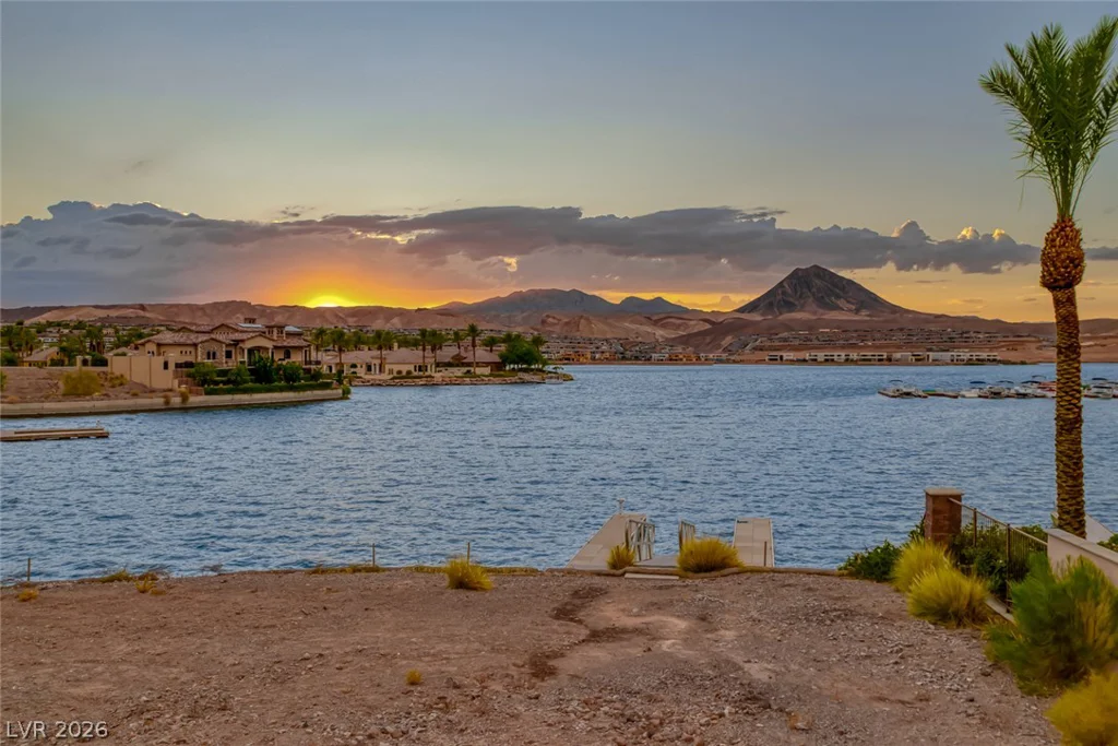 17 Via Del Garda, Henderson, NV 89011