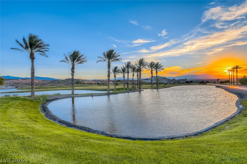 17 Via Del Garda, Henderson, NV 89011