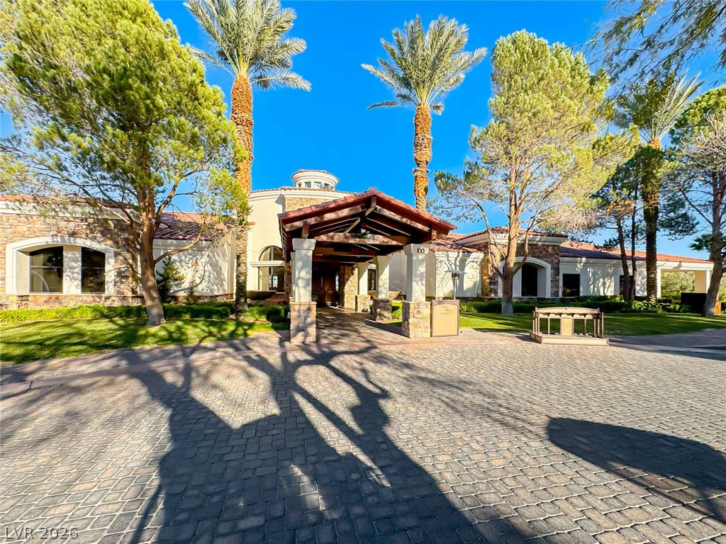 17 Via Del Garda, Henderson, NV 89011