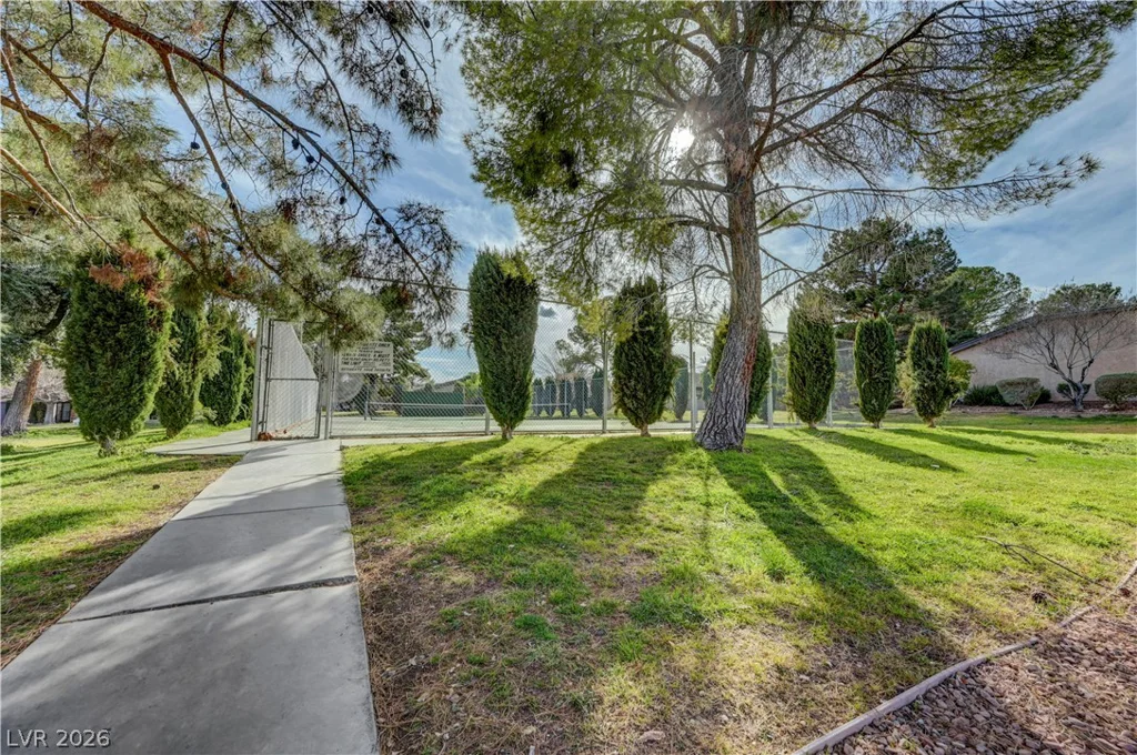 6542 Ironbark, Las Vegas, NV 89107
