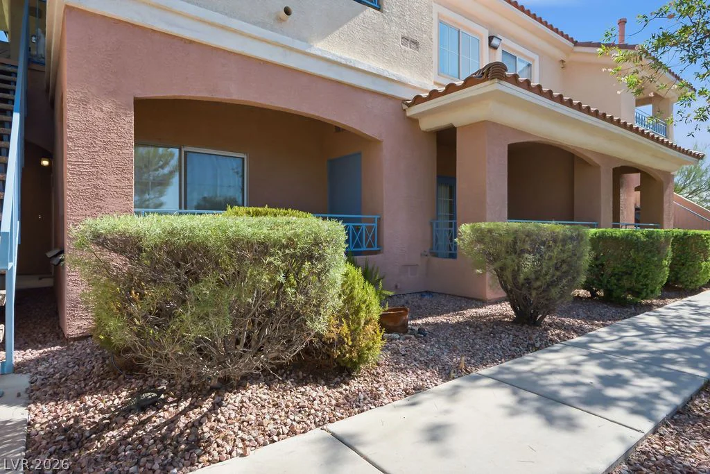 424 Pine Haven, Las Vegas, NV 89144