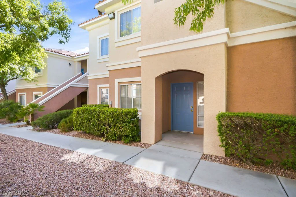 424 Pine Haven, Las Vegas, NV 89144