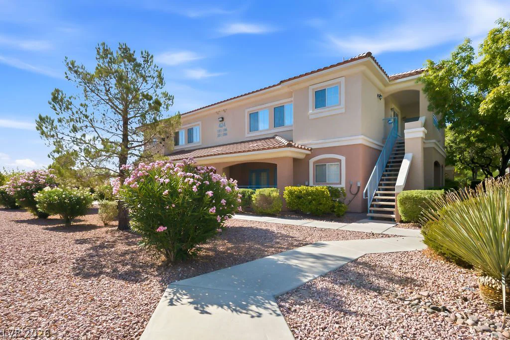 424 Pine Haven, Las Vegas, NV 89144