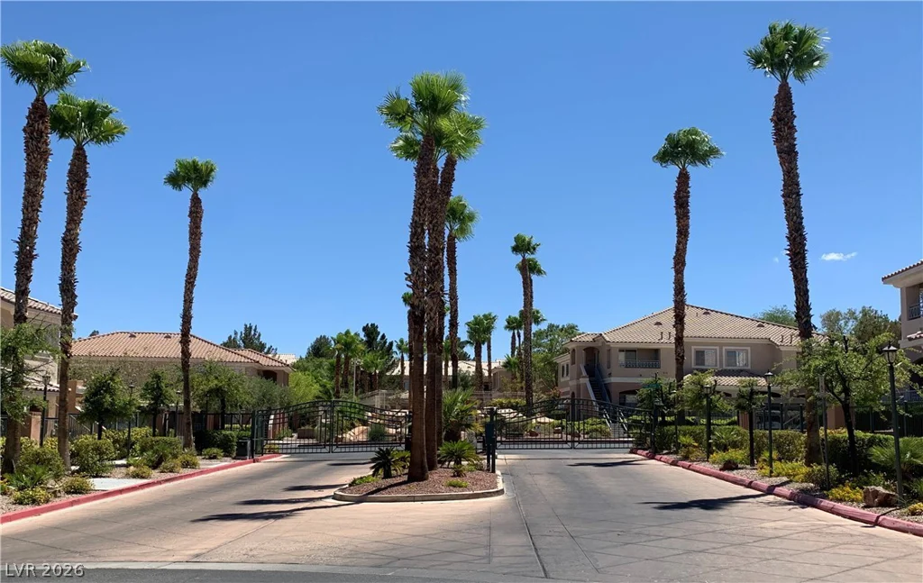424 Pine Haven, Las Vegas, NV 89144