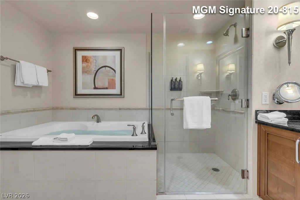 125 Harmon, Las Vegas, NV 89109