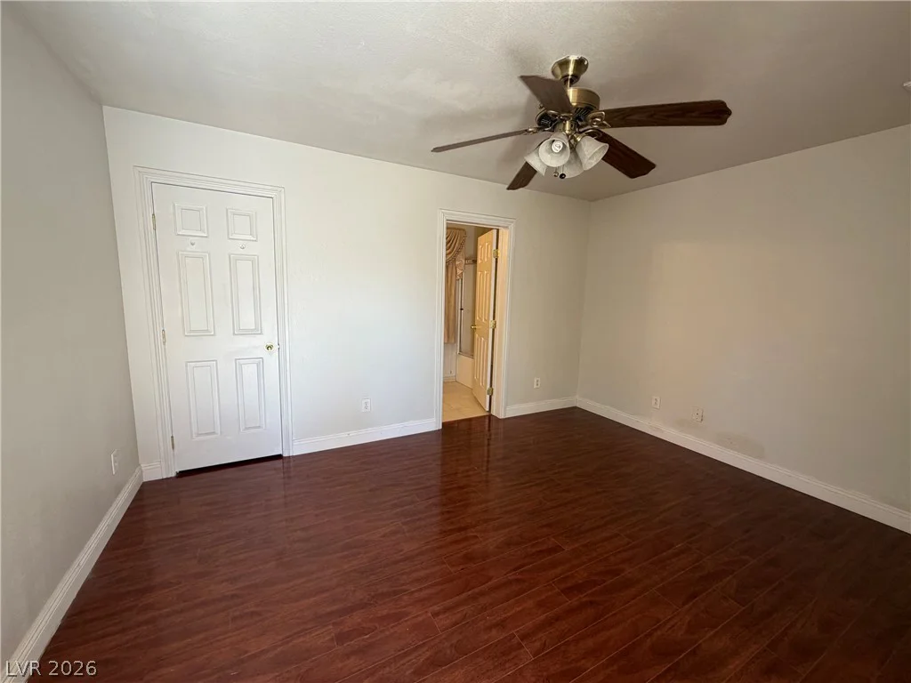 6113 Alderley, North Las Vegas, NV 89081