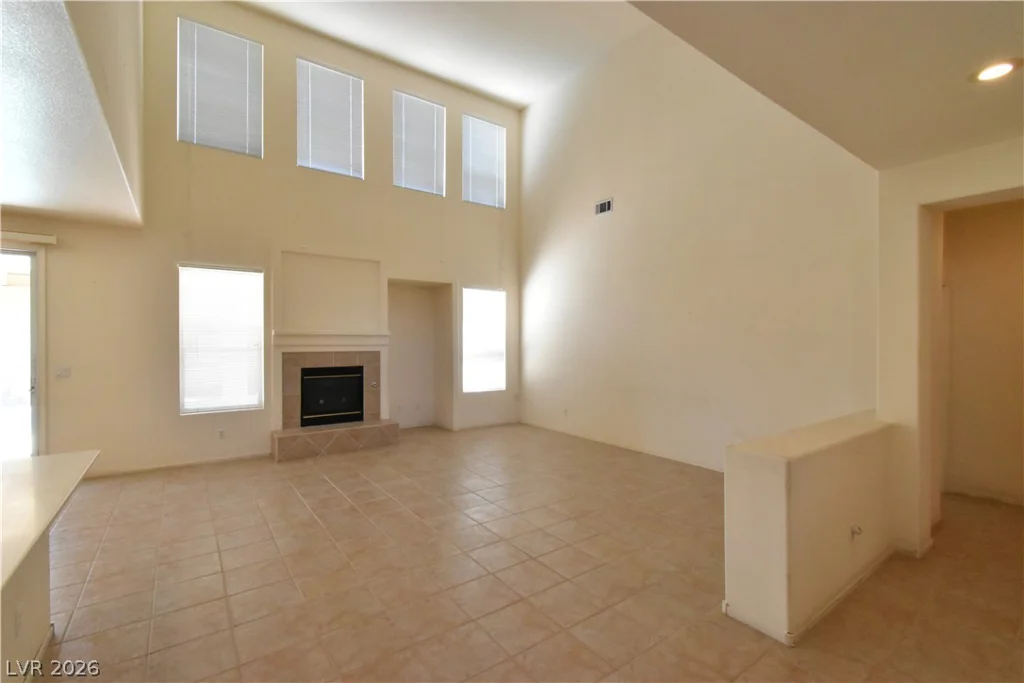 9243 Snow Flower, Las Vegas, NV 89147