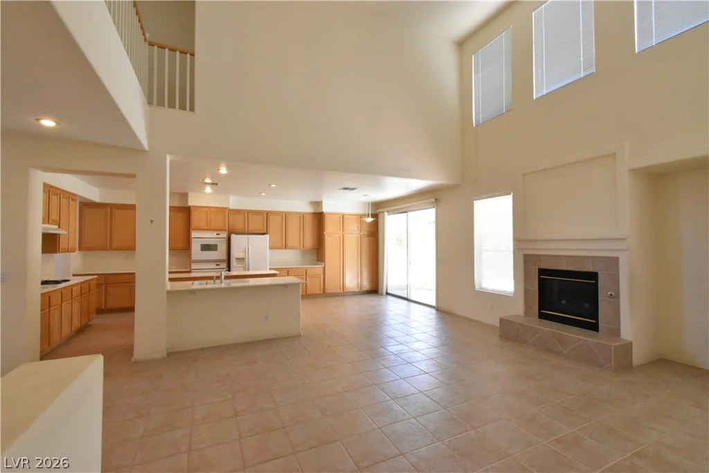 9243 Snow Flower, Las Vegas, NV 89147