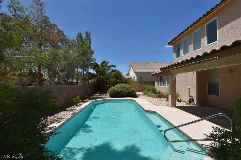 9243 Snow Flower, Las Vegas, NV 89147