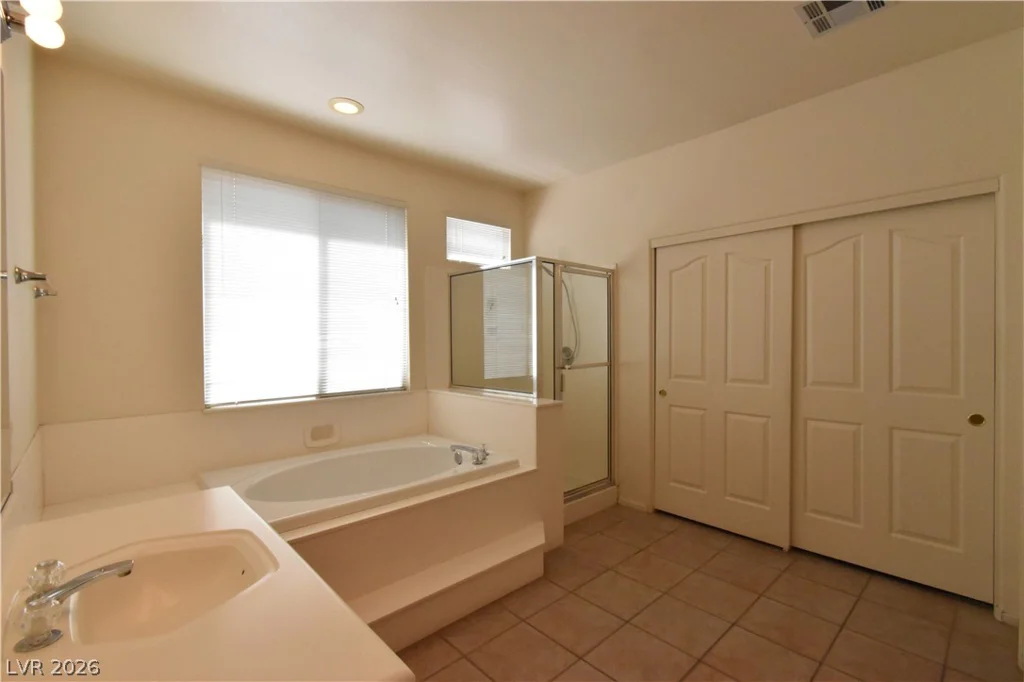 9243 Snow Flower, Las Vegas, NV 89147
