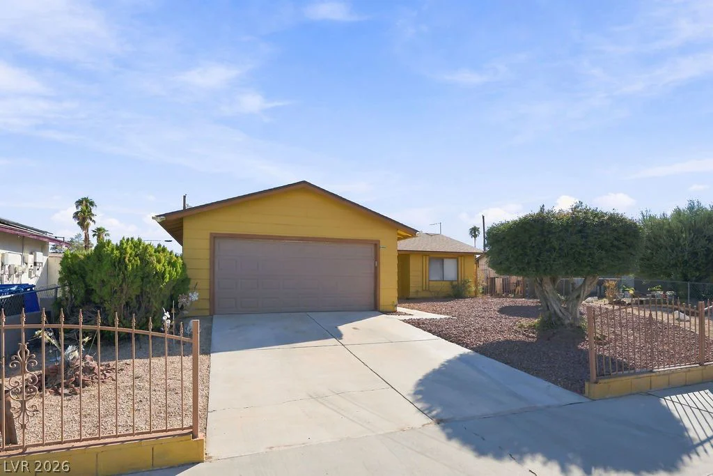 1305 Jackson, Las Vegas, NV 89106