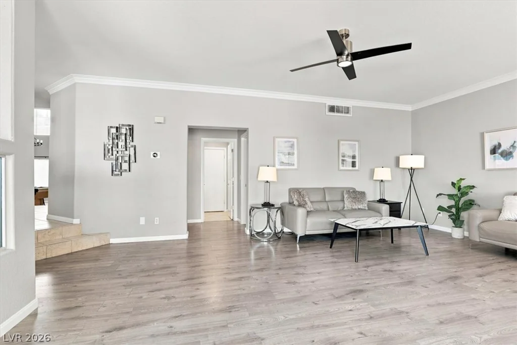 1486 Falling Snow, Las Vegas, NV 89183