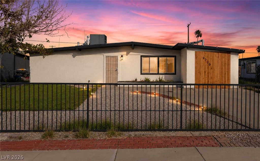 3220 Stanley, North Las Vegas, NV 89030