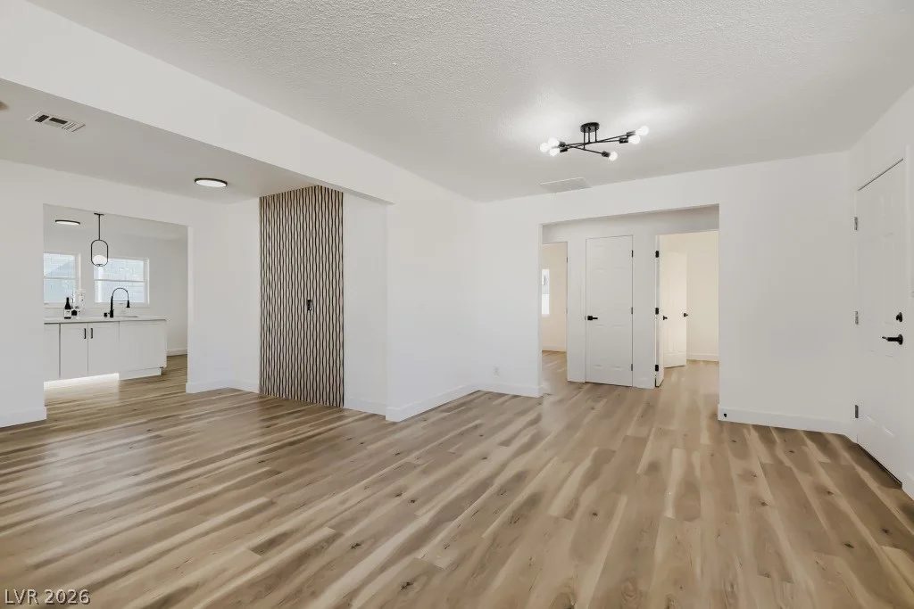 123 Elm, Henderson, NV 89015