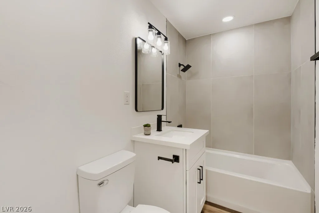 123 Elm, Henderson, NV 89015